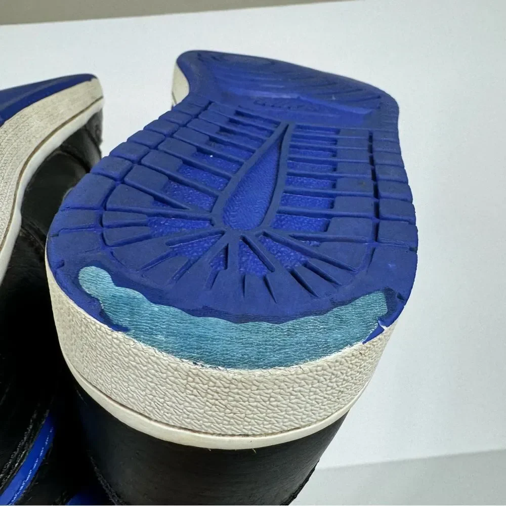 Nike Air Jordan 1 Mid Black Hyper Royal Blue Sneakers Size 8.5 554724-068
